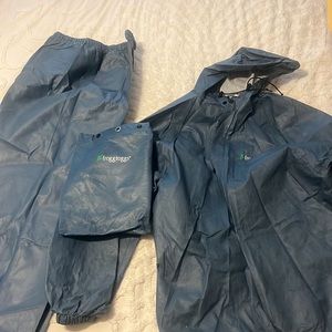 Froggtoggs rain suit